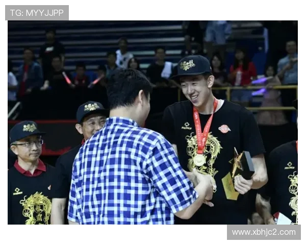 UFC211直播:世纪之战,冠军卫冕赛热血开打!